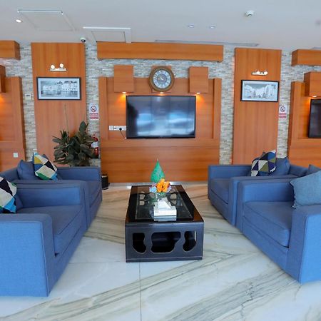 Beet Al Malqa Furnished Apartments Riadh Exterior foto